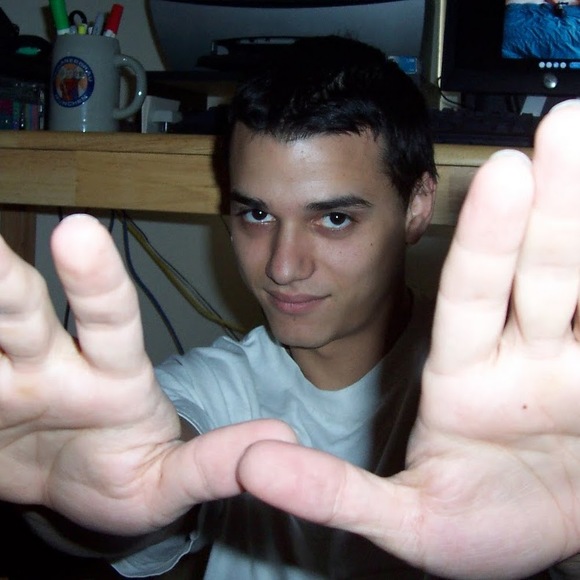 Meet your Posher, Kristian - Picture 1 of 1